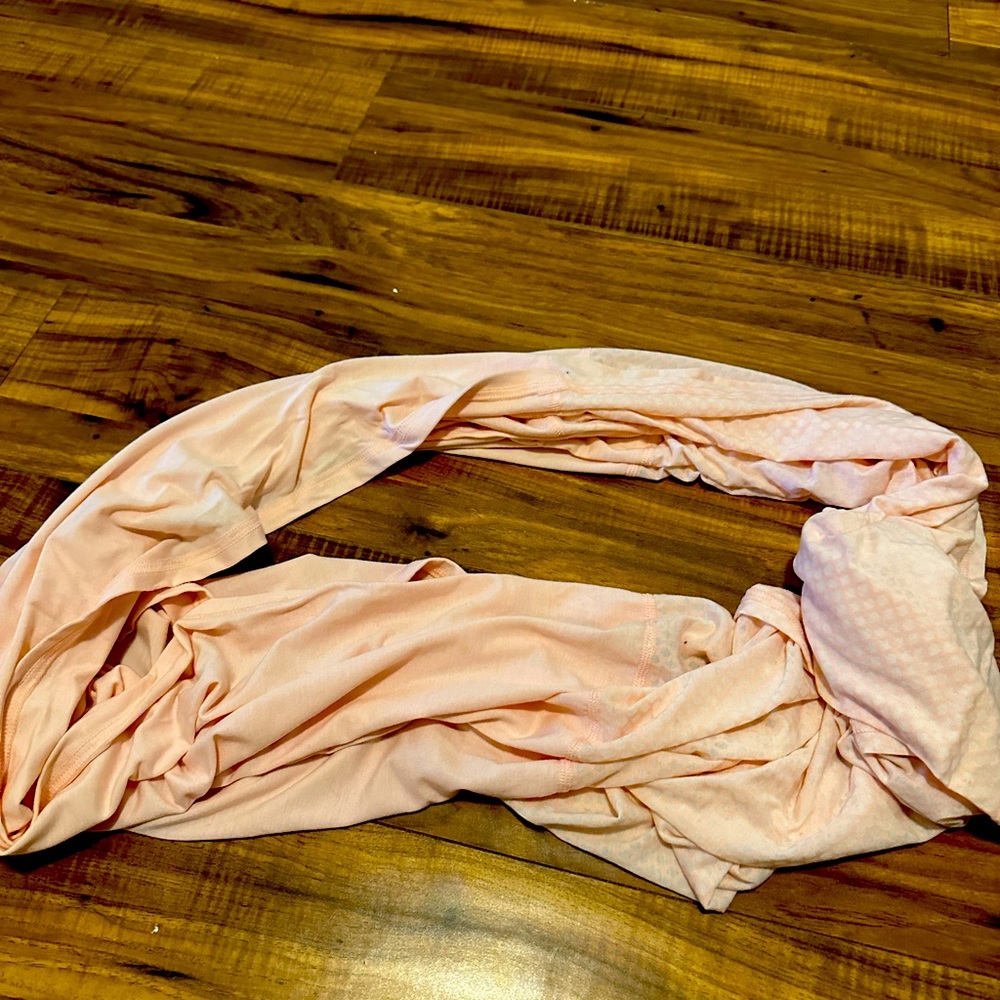 Lululemon Infinity Wrap